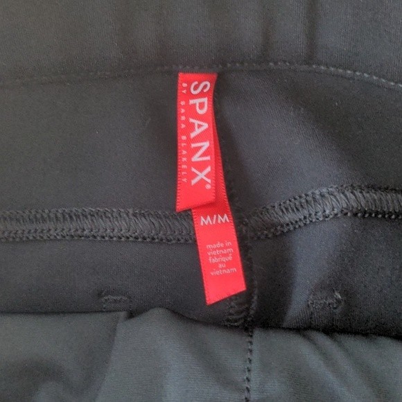 Spanx Black Women's Cropped Pull On Legging Pant Size Medium - Picture 14 of 16